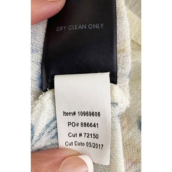 Torrid Women's Cream Floral Print Gauze V Neck Corset Tie Back Gauze Bell Sleeve - Picture 11 of 12